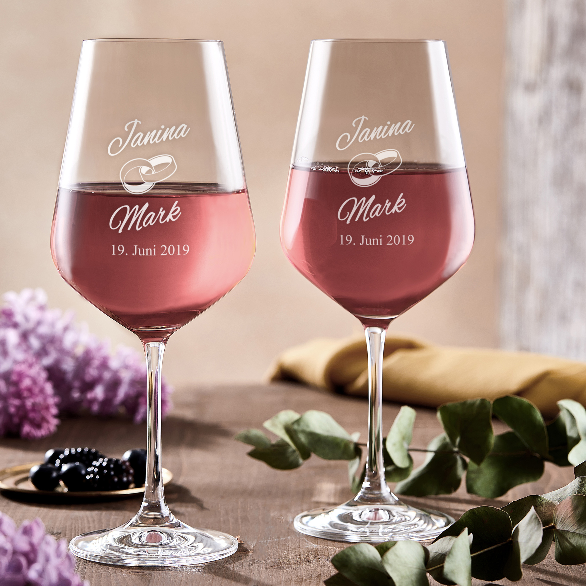 Weingläser zur Hochzeit