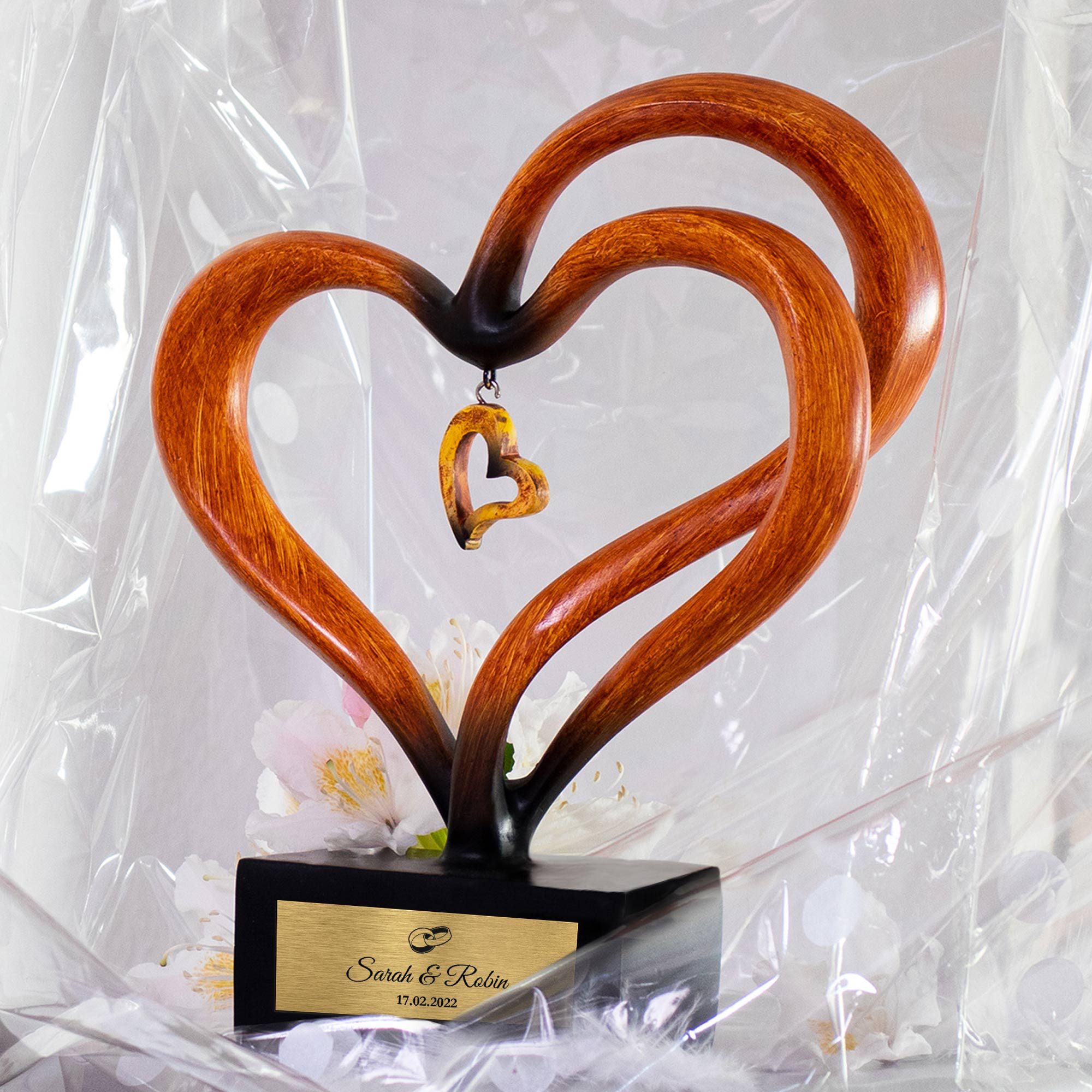Personalisierte Holz Herz Skulptur zur Hochzeit