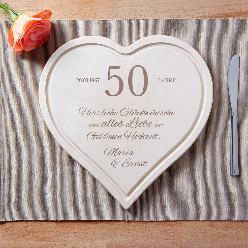 Herzbrett mit Gravur Glückwünsche zur Goldhochzeit - Personalisiert