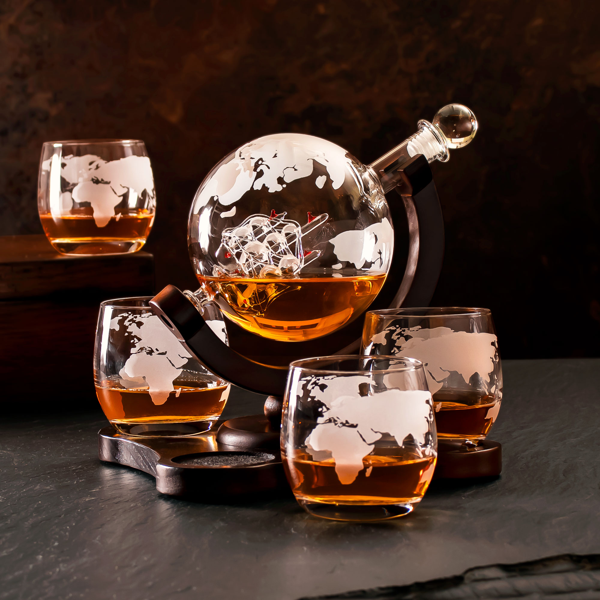 Whiskey Karaffe Set, V8-Motor Design Whiskyflasche, Produktbild-Vorschau 3