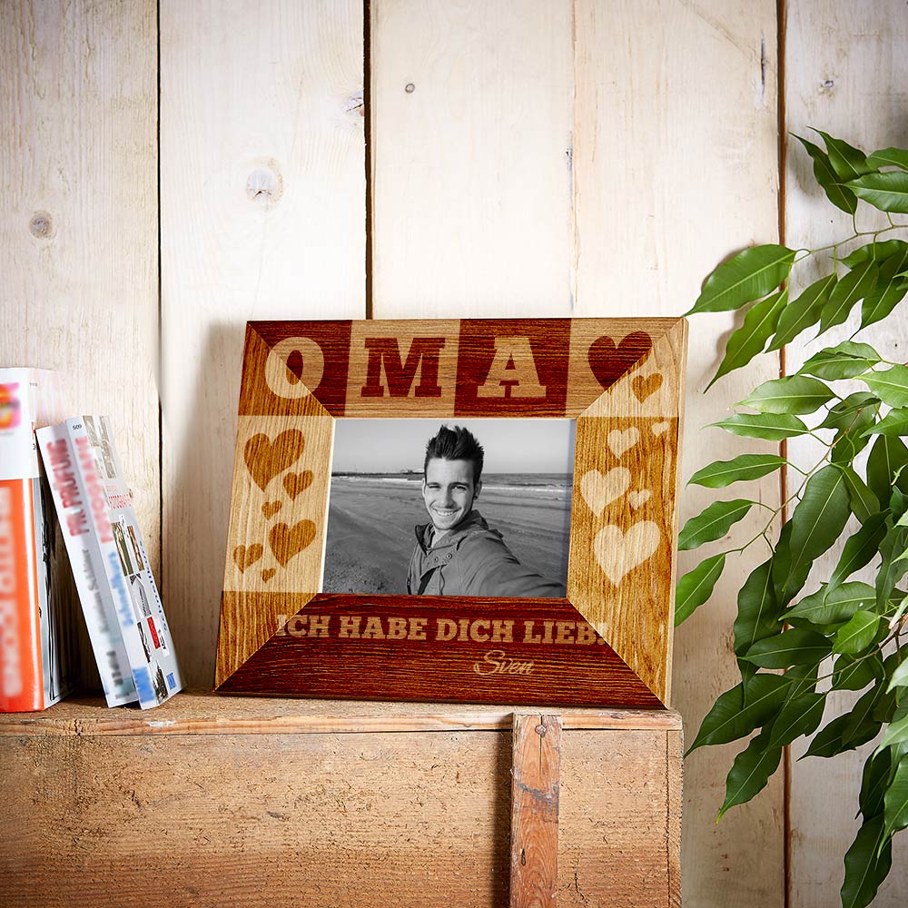 Bilderrahmen aus Holz mit Gravur für Oma - Personalisiert